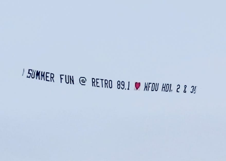 Aerial Banner Flight Surprise!